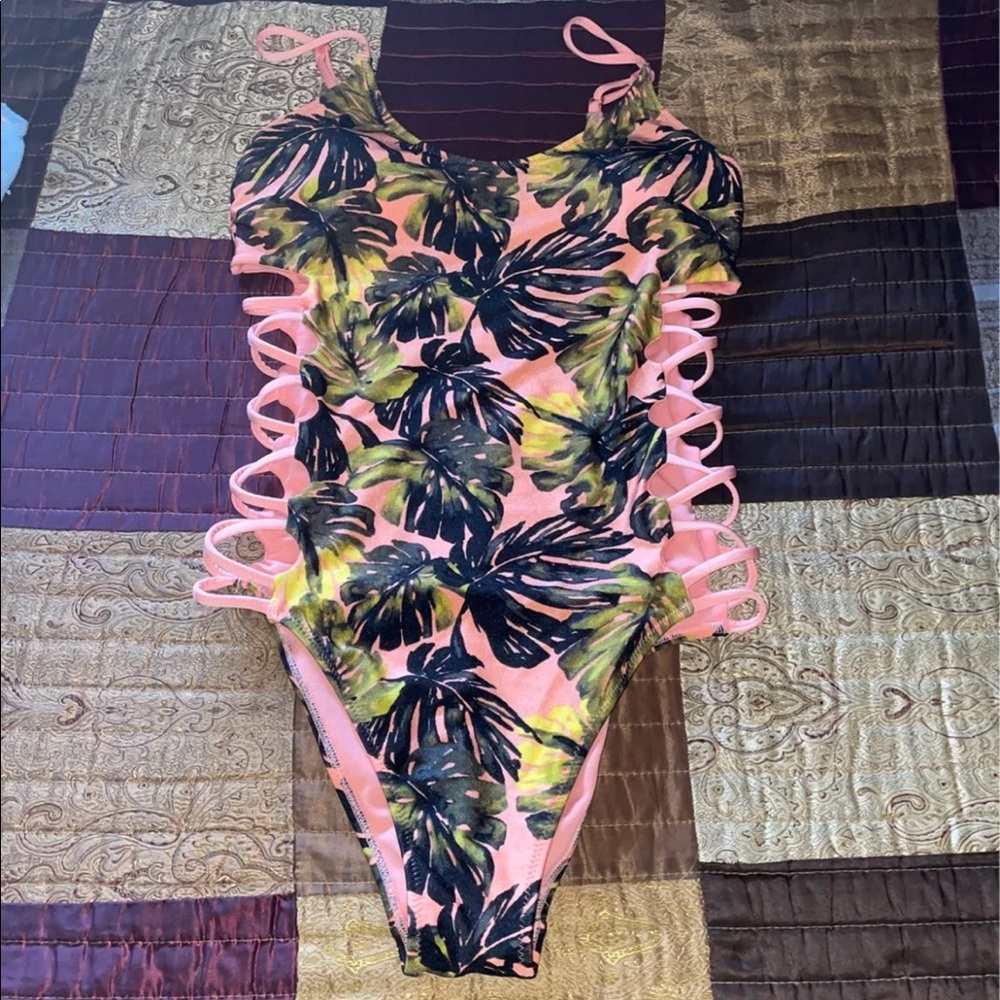 Abercrombie & Fitch One Piece Swimsuit
